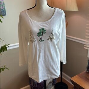 Karen Scott~Women’s White Top with Pretty Holiday Tree Embroidery Sparkle!🌴